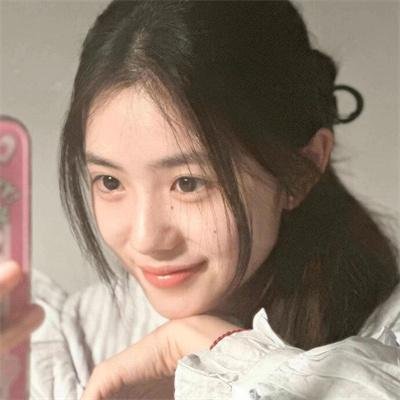 墙里的女人